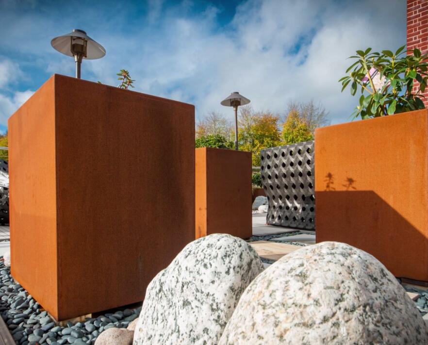 申扎锈钢板花箱