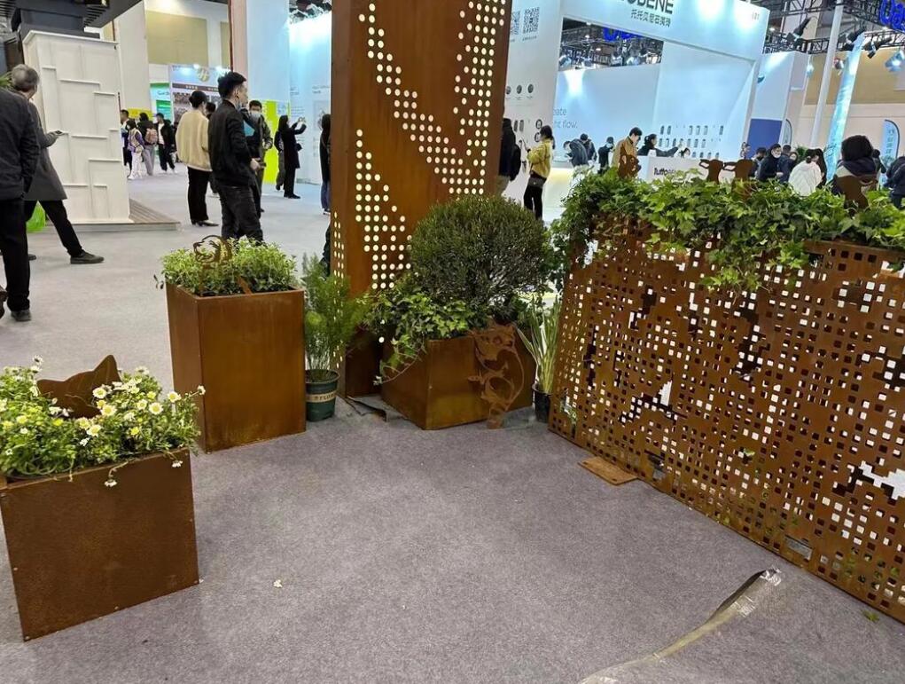 申扎耐候钢花箱